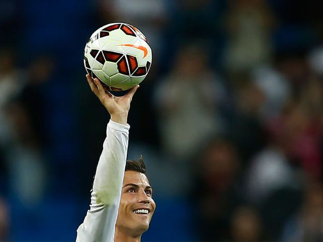 Así reaccionó CR7 cuando vio el avión con su mensaje