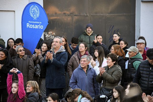 La zona sur de Rosario se transforma: se inauguró el pavimento definitivo de barrio La Guardia