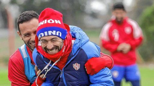 Unión, con doble turno, sin amistosos y la mira en Funes