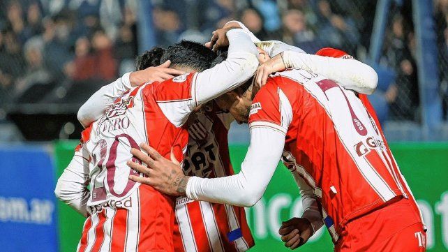 Unión, líder en la Liga Profesional y en puestos de copas Unión, líder en la Liga Profesional y en puestos de copas