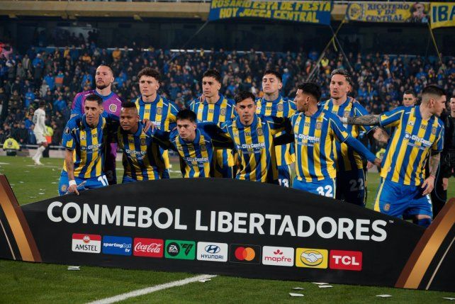 Los once de Central que Jorge Almirón puso en cancha para el partido ante Corinthians.