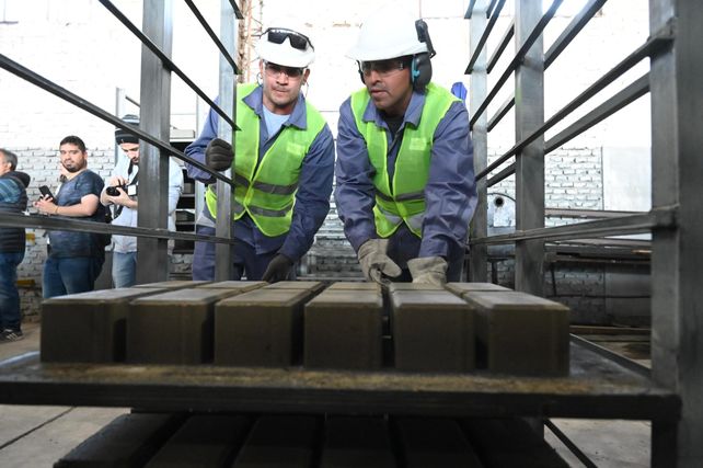 Villa Gobernador Gálvez fortalece el empleo con una red de unidades productivas