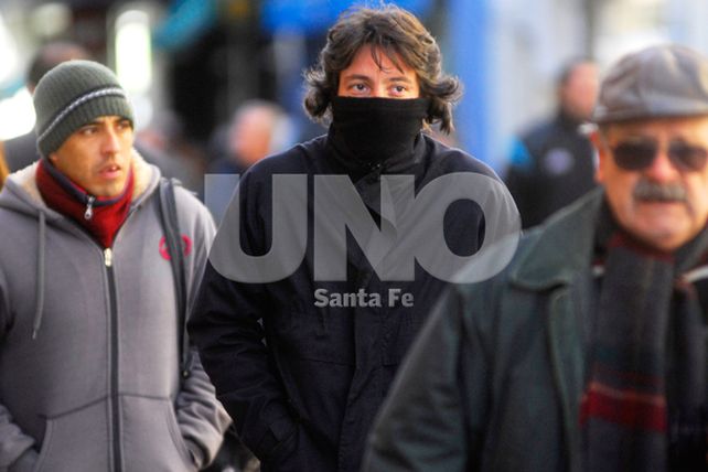 El frío no da tregua en Santa Fe y se quedaría al menos hasta el miércoles