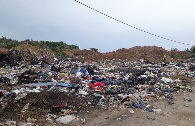 Barrio Las Lomas: denuncian alarmante situación con la basura