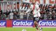 El chileno Paulo Díaz sufrió un desgarro y se pierde el superclásico ante Boca.
