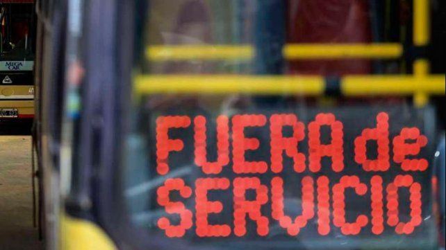 Tras una semana marcada por las huelgas, la UTA amenaza con un paro de 72 horas desde el miércoles