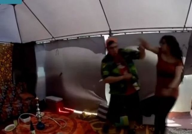 Se enteró en televisión que su novio le fue infiel