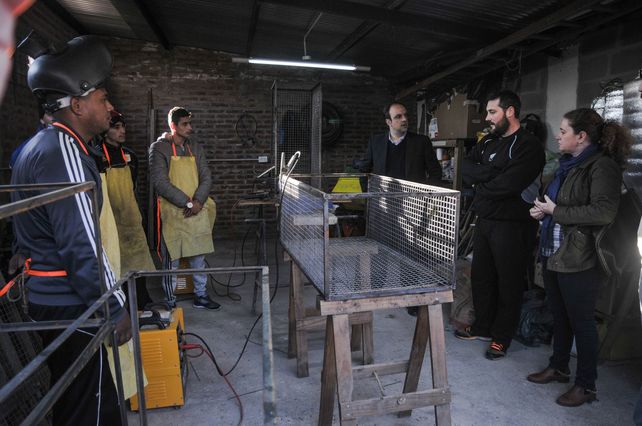 Escuelas de Trabajo: jóvenes santafesinos se capacitan en herrería