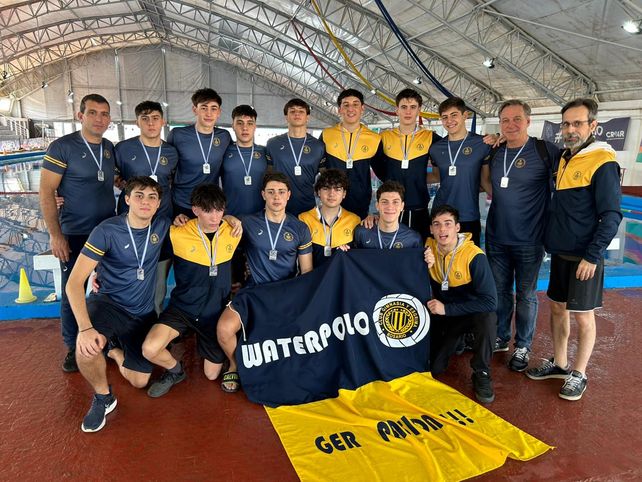 Gimnasia y Esgrima de Rosario se quedó con la medalla de plata.