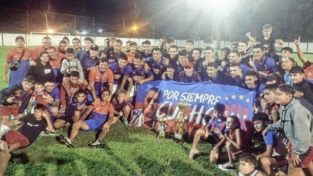 La Perla se coronó en la Copa Ciudad de Recreo tras vencer a Cosmos FC.