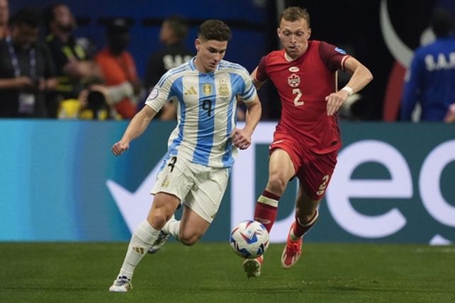 Copa América: Argentina debutó venciendo a un complicado Canadá