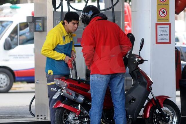 Cierran las estaciones de servicio en la provincia a partir de las 22