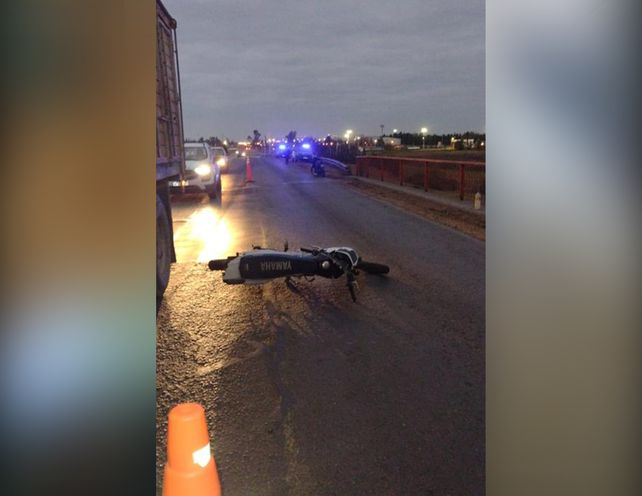 Murió un motociclista que cayó de un puente que cruza la autopista Santa Fe-Rosario