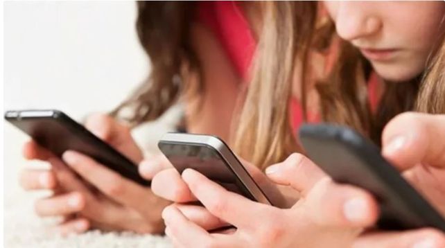 El vínculo de los chicos con las pantallas: ¿se puede hablar de adicción?