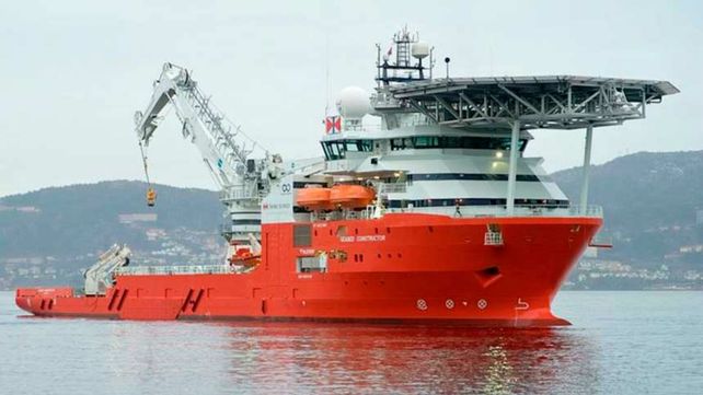 El buque que halló al submarino dejó la zona de búsqueda