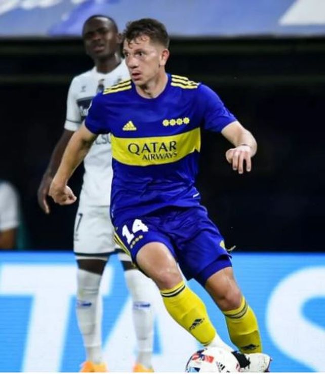 El Consejo de Fútbol de Boca está decidiendo el futuro de Rolón. En Arroyito lo esperan con los brazos abiertos.