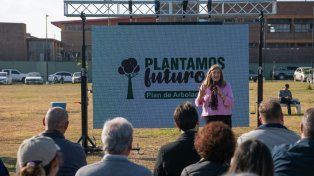 La Municipalidad de Paraná presentó el Plan de Arbolado Urbano Plantamos Futuro.