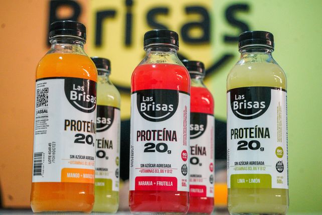 Las bebidas proteicas se comercializan en botellas de 500 ml, pensadas para complementar la nutrición diaria o el entrenamiento.