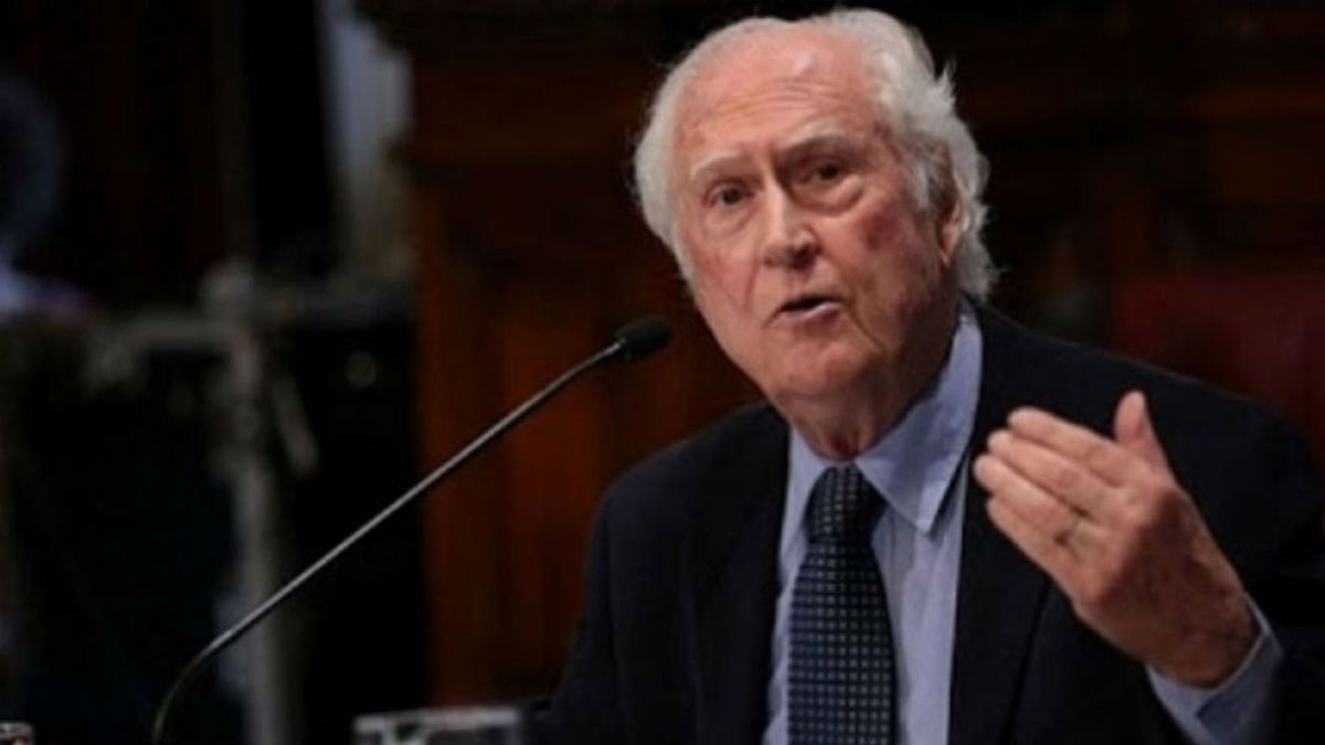 Figuras de la política y la cultura despiden a Pino Solanas en las redes  sociales