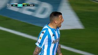 Vecchio marcó su primer gol con la camiseta de Racing