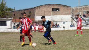 Las inferiores de Paraná habitualmente hacen de local en cancha de Instituto. Foto&nbsp;losbajitosyelfutbol.infantil