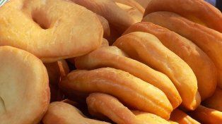 Tortas fritas, un bocado ideal para los días de lluvia.&nbsp;