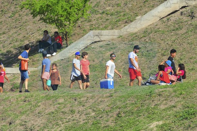 Con el sol a pleno, Paraná celebra la llegada de la Primavera