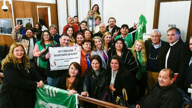 Se remarcó en el Senado el objetivo de velar por la supervisión de los derechos de la niñez y adolescencia y supervisar programas