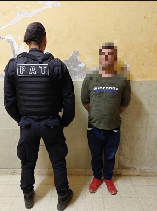 El sujeto fue detenido cuando intentaba huir y tras deshacerse de la cuchilla que utilizó para agredir a su progenitor.