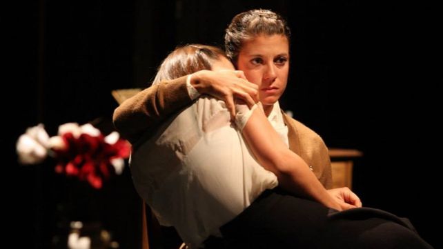 La obra Mujeres de ojos negros vuelve a los escenarios rosarinos después de 16 años y es parte de la agenda de teatro del fin de semana