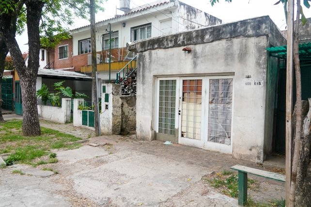 La vivienda del frente en donde hallaron el cuerpo de Ambrossi&nbsp;