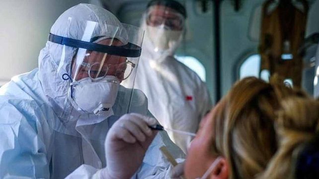 Registran 42 muertes y 6.826 nuevos contagios por coronavirus en el país