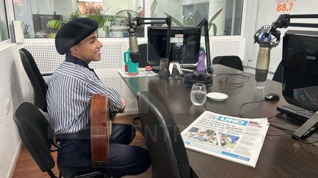 Juan Cruz Merlo: guitarrero de nacimiento y payador con el tiempo