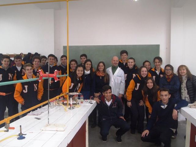 Los laboratorios se llenaron de estudiantes.&nbsp;