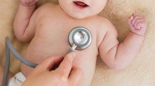 Se autorizó el primer fármaco para prevenir la bronquiolitis en bebés