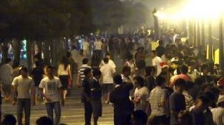 Tras el brindis de Navidad, la fiesta se traslada a la Costanera Oeste