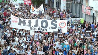 La columna de Hijos Rosario en una movilización del 24 de marzo.&nbsp;