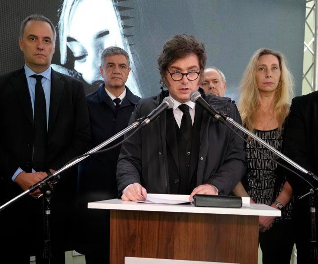 Milei encabezó el acto por el atentado contra la Embajada de Israel