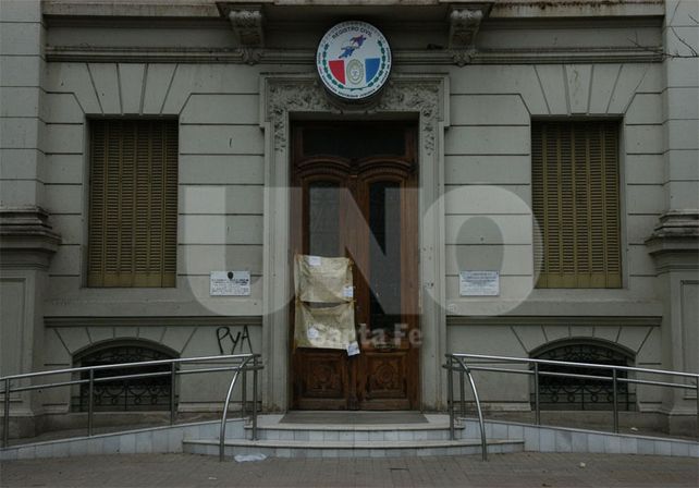 Sin atención. Por medidas de fuerza