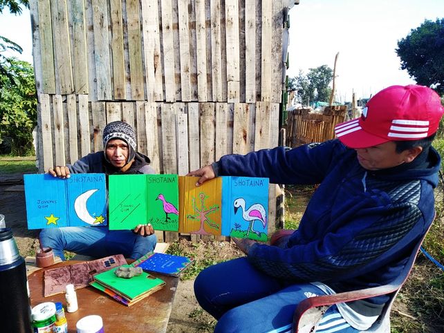 Lo producido de la venta de los libros se destina para la construcci&oacute;n de las viviendas.