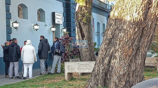 Los trabajadores se presentaron en la Comisaría Tercera para realizar una exposición&nbsp;dado que los despidos no fueron comunicados de modo formal mediante telegrama.