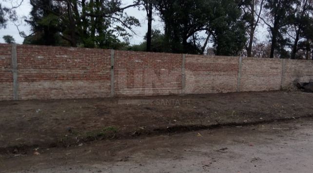 A pulmón, vecinos de Cabaña Leiva construyeron una plaza