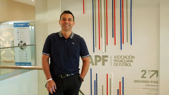 La otra vida de un exarquero de Newells: Es más difícil ser dirigente que arquero