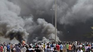 Al menos cien muertos en Nigeria por una explosión de gas en una planta industrial