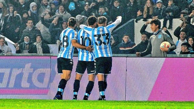 Racing ganó de local y se recuperó.