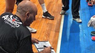 Maximiliano Barisio será el DT de Almagro en categoría Mayores rama femenina.