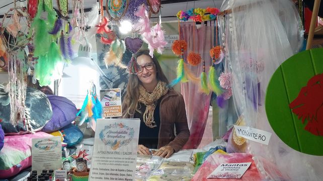 Exigencias del mercado impulsan a los artesanos a vender con tarjeta