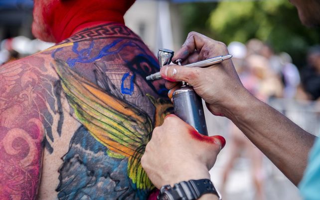 Las coloridas imágenes del Día anual de Body painting en Nueva York