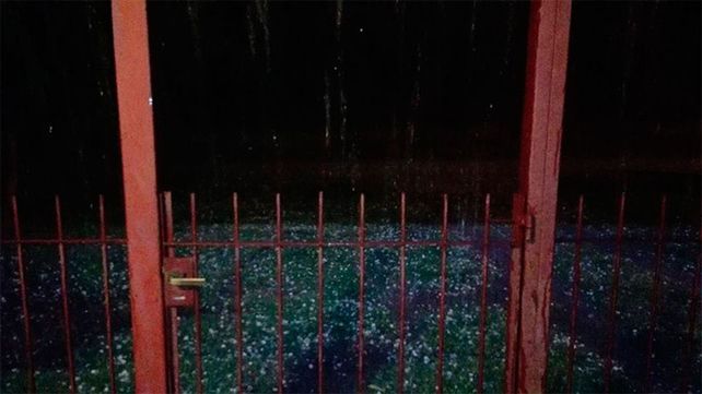 Protección Civil de Paraná asistió a familias tras el temporal