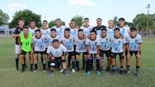 En la Colonia San José, Universidad consiguió imponerse a La Emilia por 1 a 0.